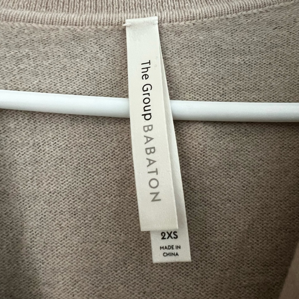 Aritzia Babaton V-Neck Sweater Oatmeal Beige